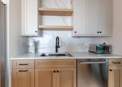 modern kitchen renovation condo chicago illinois rift white oak calacatta quartz backsplash